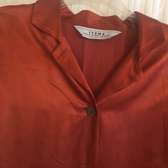 Blouse - Picture 2 of 4